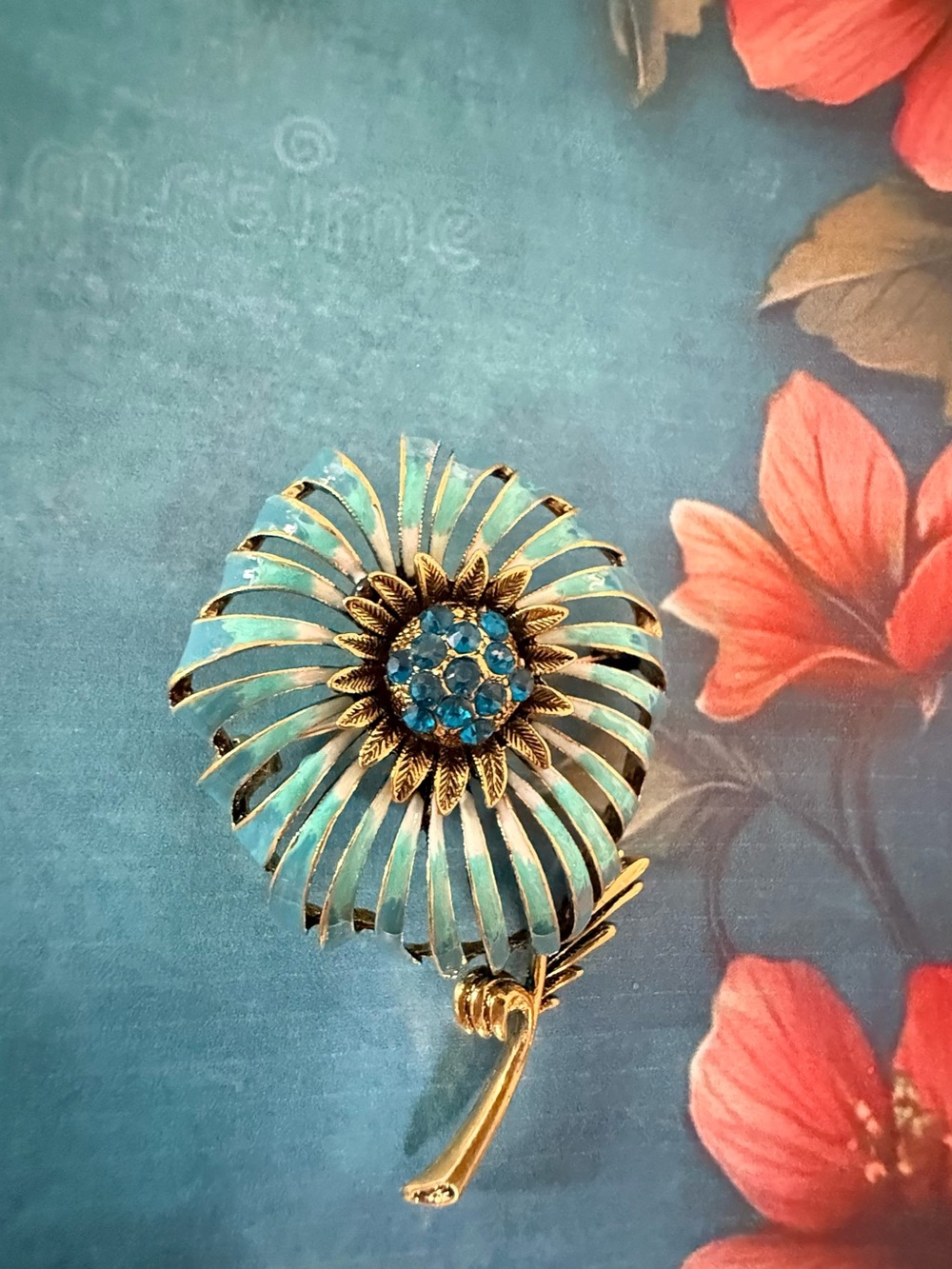 Vintage-Style Blue Flower Brooch with Gold Tone Accents